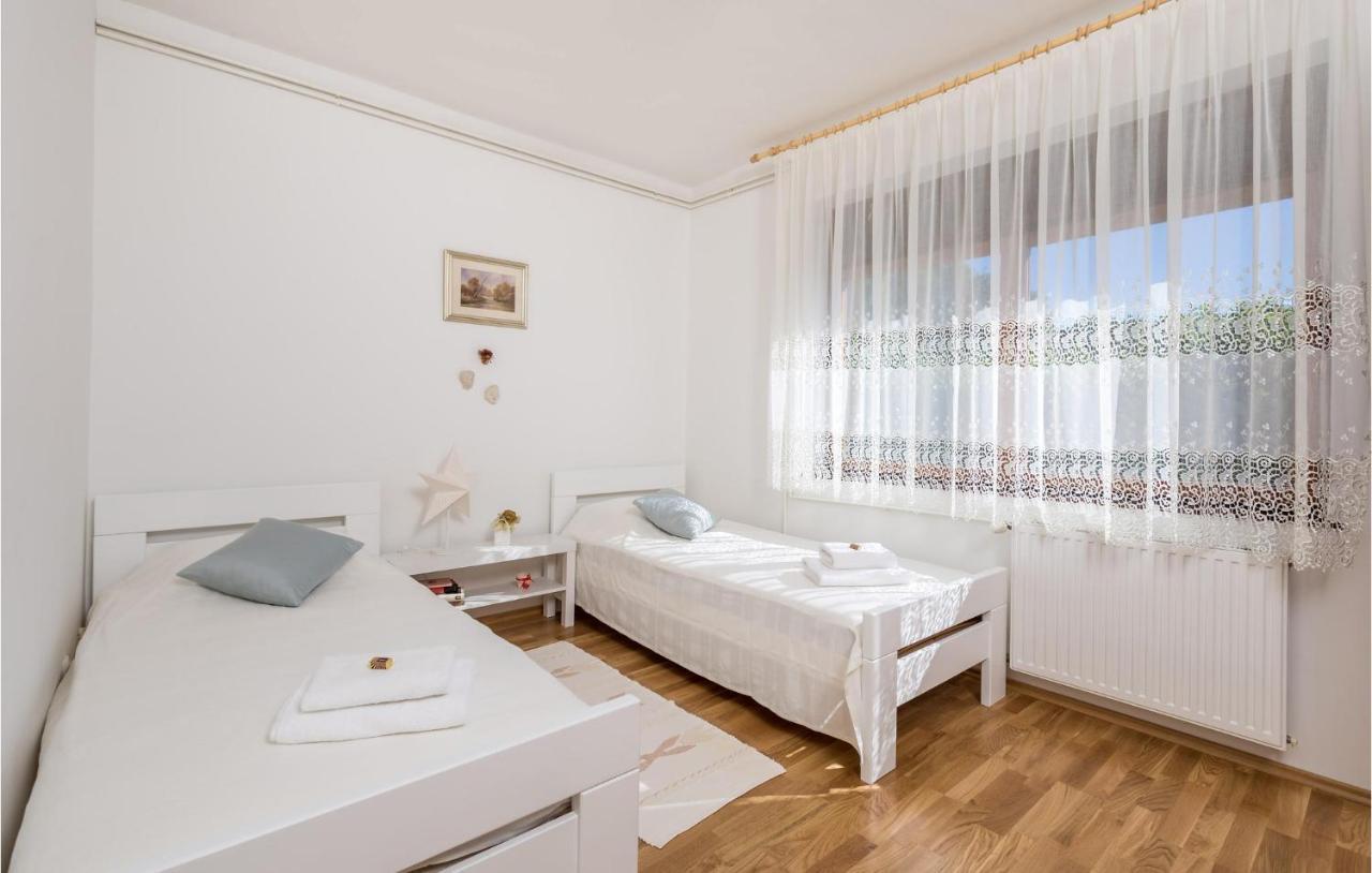 4 Bedroom Nice Apartment In Opatija Eksteriør bilde