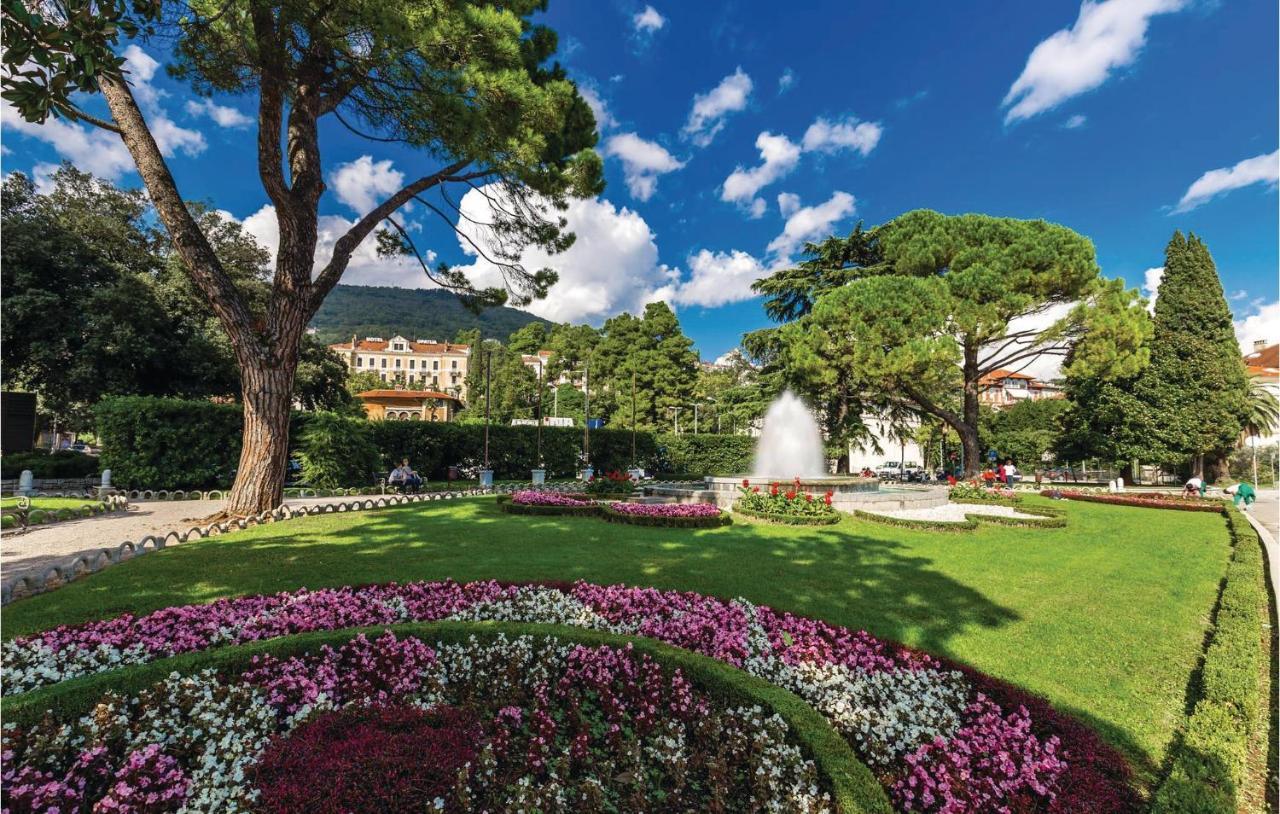 4 Bedroom Nice Apartment In Opatija Eksteriør bilde