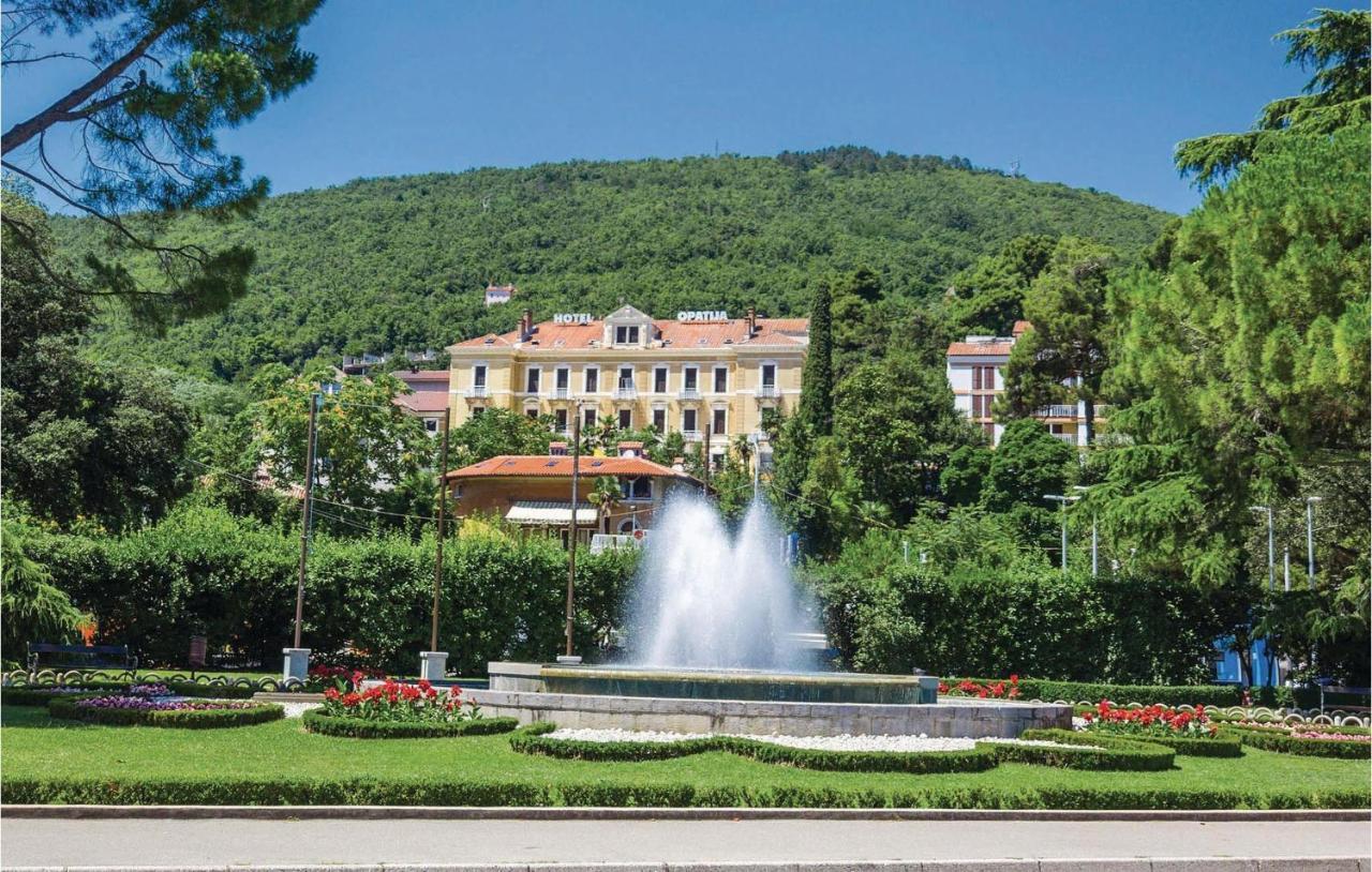 4 Bedroom Nice Apartment In Opatija Eksteriør bilde